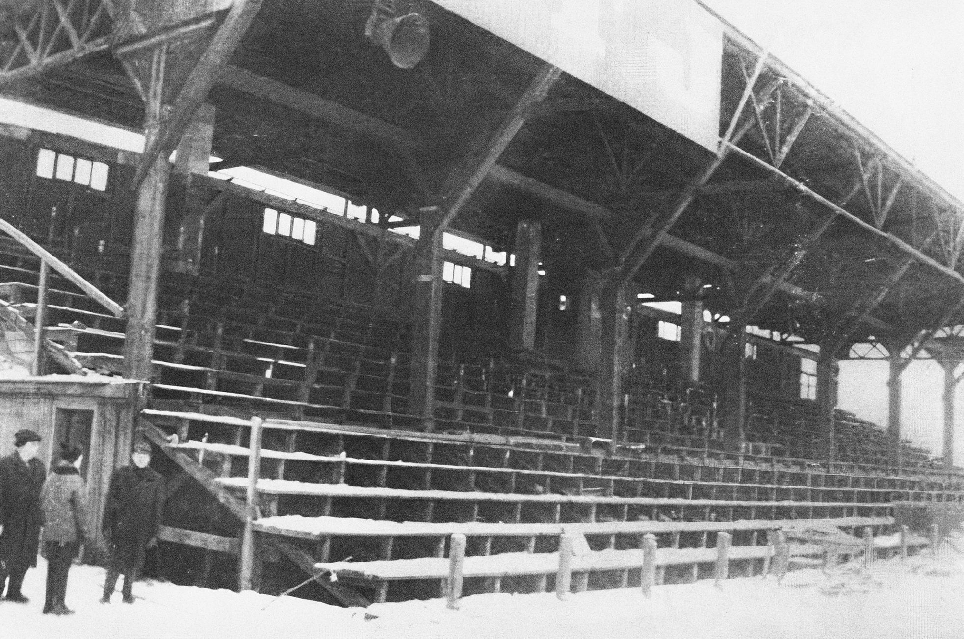 Fotogalerie / Před 90 lety byl otevřen fotbalový stadion Ďolíček klubu Bohemians 1905