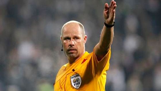 28 mužů, kteří rozhodnou o osudu fotbalového MS