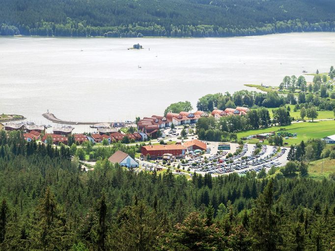 Lipno, továrna na dovolenou