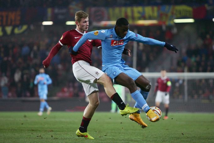 EL, Sparta-Neapol: Jakub Brabec a Kalidou Koulibaly