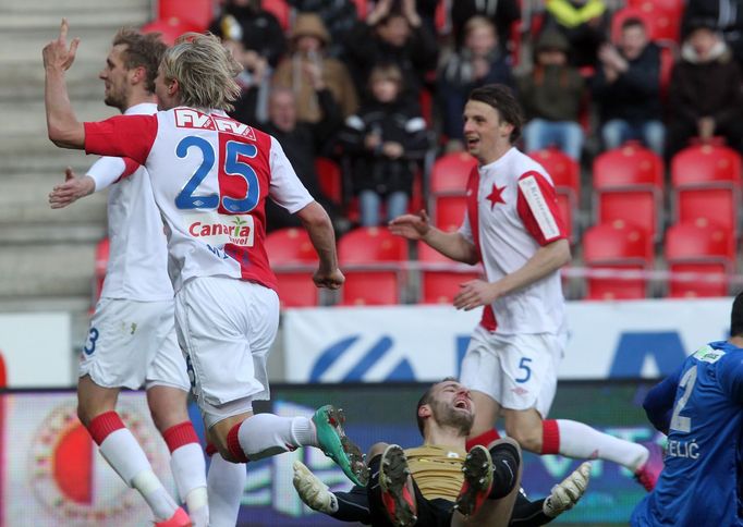 Fotbal, Slavia Praha - Liberec: Dávid Škutka (33) slaví gól