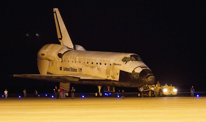 The space shuttle Discovery gets ready to fly to the Smithsonian at Kennedy Space Center, Florida