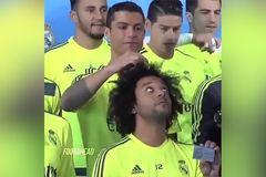 Českým šampionkám to slušelo, ulovily i Djokoviče. Hitem internetu je ale Sparta