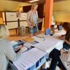 Volební komise  v kulečníkovém klubu ve Zlíně