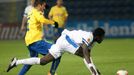 EL, Liberec - Estroril: Isaac Sackey (v bílém) - Evandro