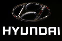 Čtvrtletní zisk jihokorejské automobilky Hyundai klesl o pětinu. Tržby ovlivnily spory s Čínou