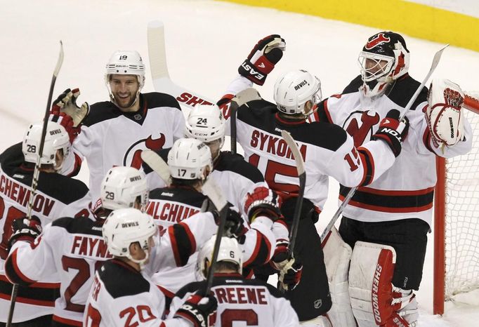 Play off NHL: Hokejisté New Jersey slaví postup přes Philadelphii Flyers