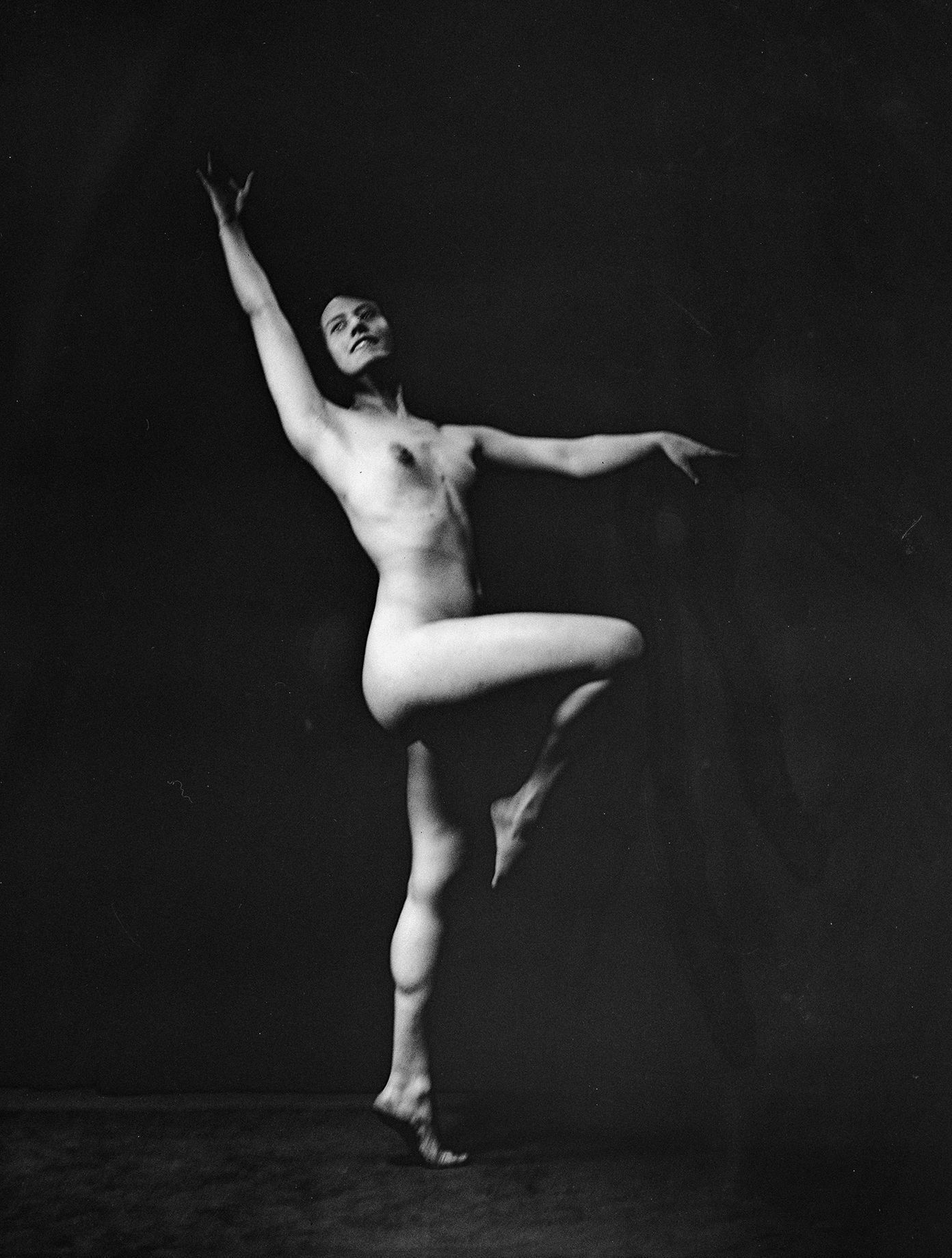Arnold Genthe: fotografie aktů a tance