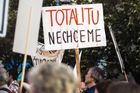 „Je normální se ozvat, když se dějí nenormální věci." Další protest proti jmenování Babiše premiérem