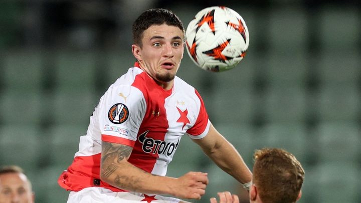 Bohemians - Slavia 0:4. Zafeirisův gól potvrzuje VAR; Zdroj foto: Reuters