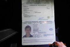Ukrajinský řidičák, uzbecký pas a polské vízum. Alternativní taxikář v Praze dojezdil