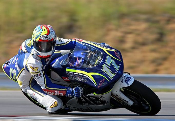 Brněnský závodník Karel Abraham (Aprilia) na domácí trati.