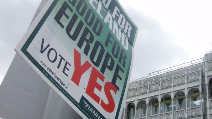 Irové by pro Lisabon hlasovali i přes nedávnou návštěvu "eurodisidenta" Václava Klause