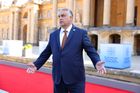 Varšava soptí po Orbánově projevu. Chválil v něm Rusko a Poláky označil za pokrytce