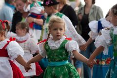 Stovky lidí v Brně sledovaly folklorní vystoupení