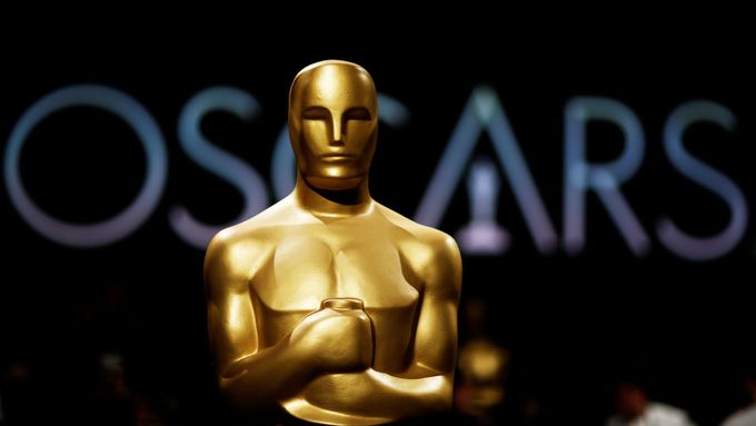 Soška Ceny Akademie nazývaná Oscar, tedy ocenění americké Akademie filmového umění a věd.