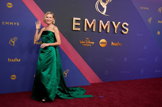 Na snímku z předávání cen Emmy je herečka Naomi Watts.