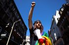 Nejen Budapešť. Pride zakázal i Istanbul, policie na pochodu zatkla přes 30 lidí