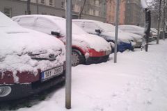 Sněžit přestane až večer, Liberec hlásí rekordní příděl
