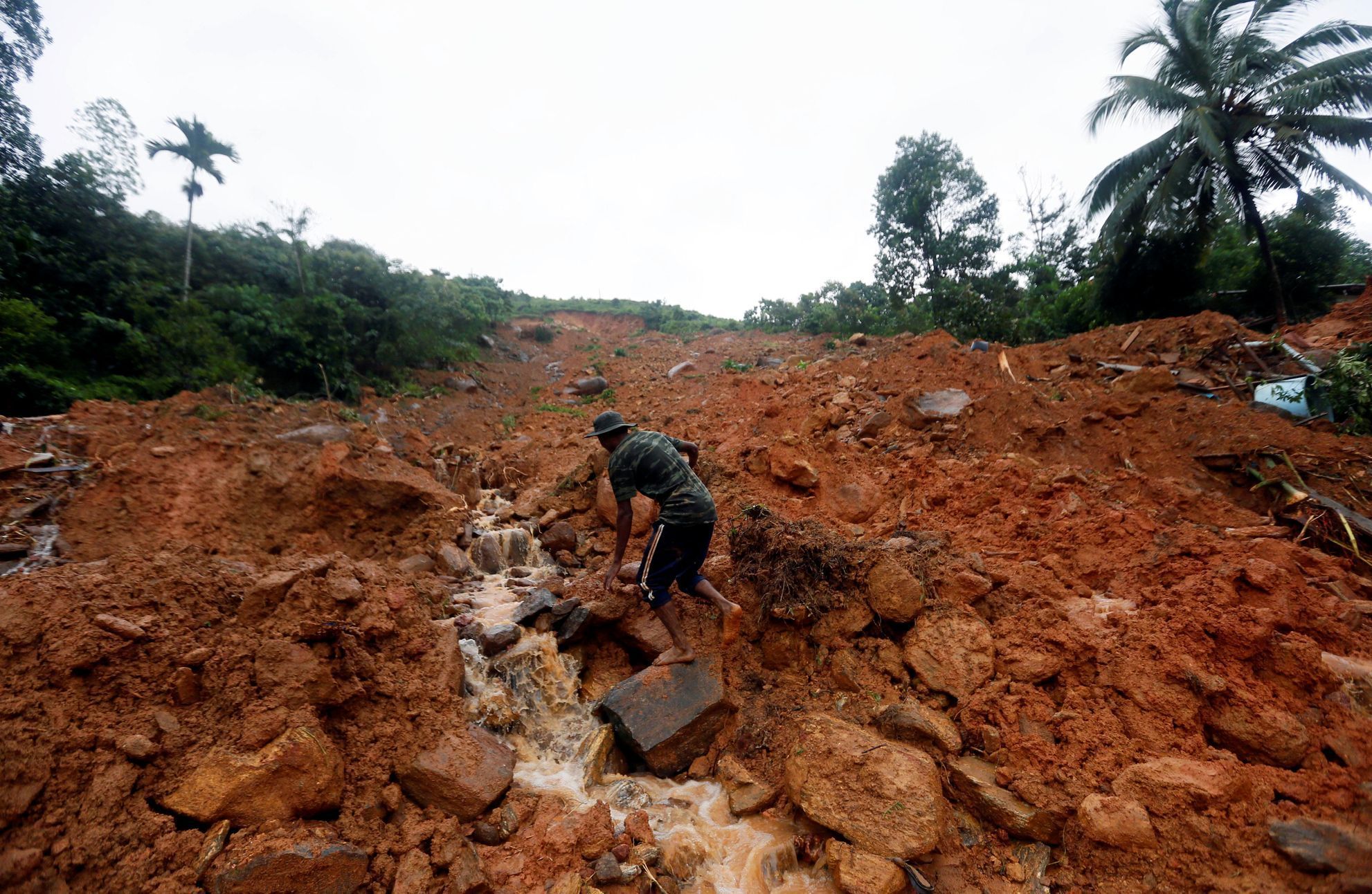 Záplavy a sesuvy půdy na Srí Lance si vyžádaly 25 obětí