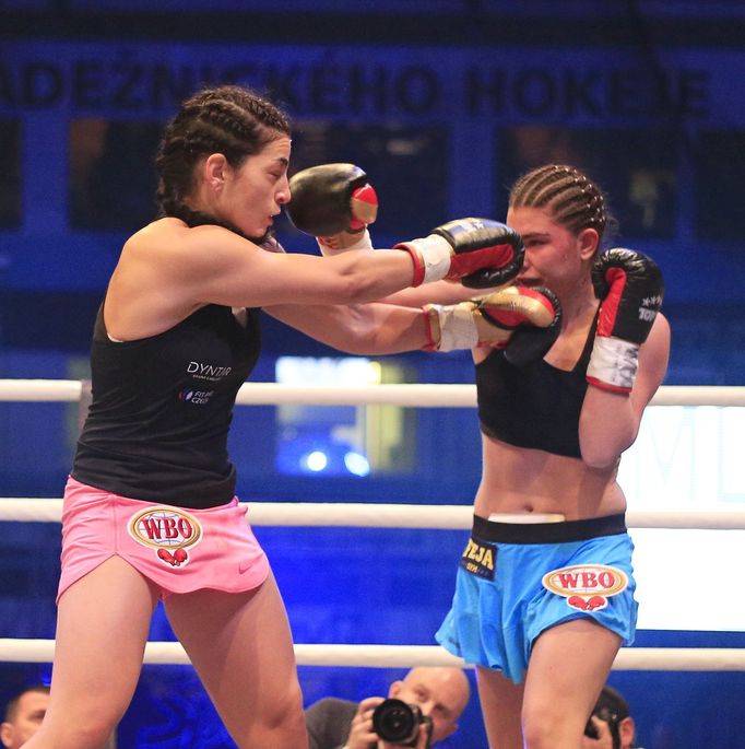 Box Plzeň 5.3.2016: Lucie Sedláčková