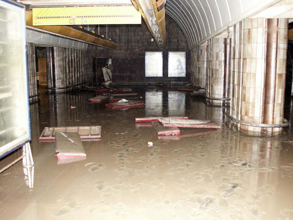 Foto: Tak povodně v roce 2002 zasáhly pražské metro