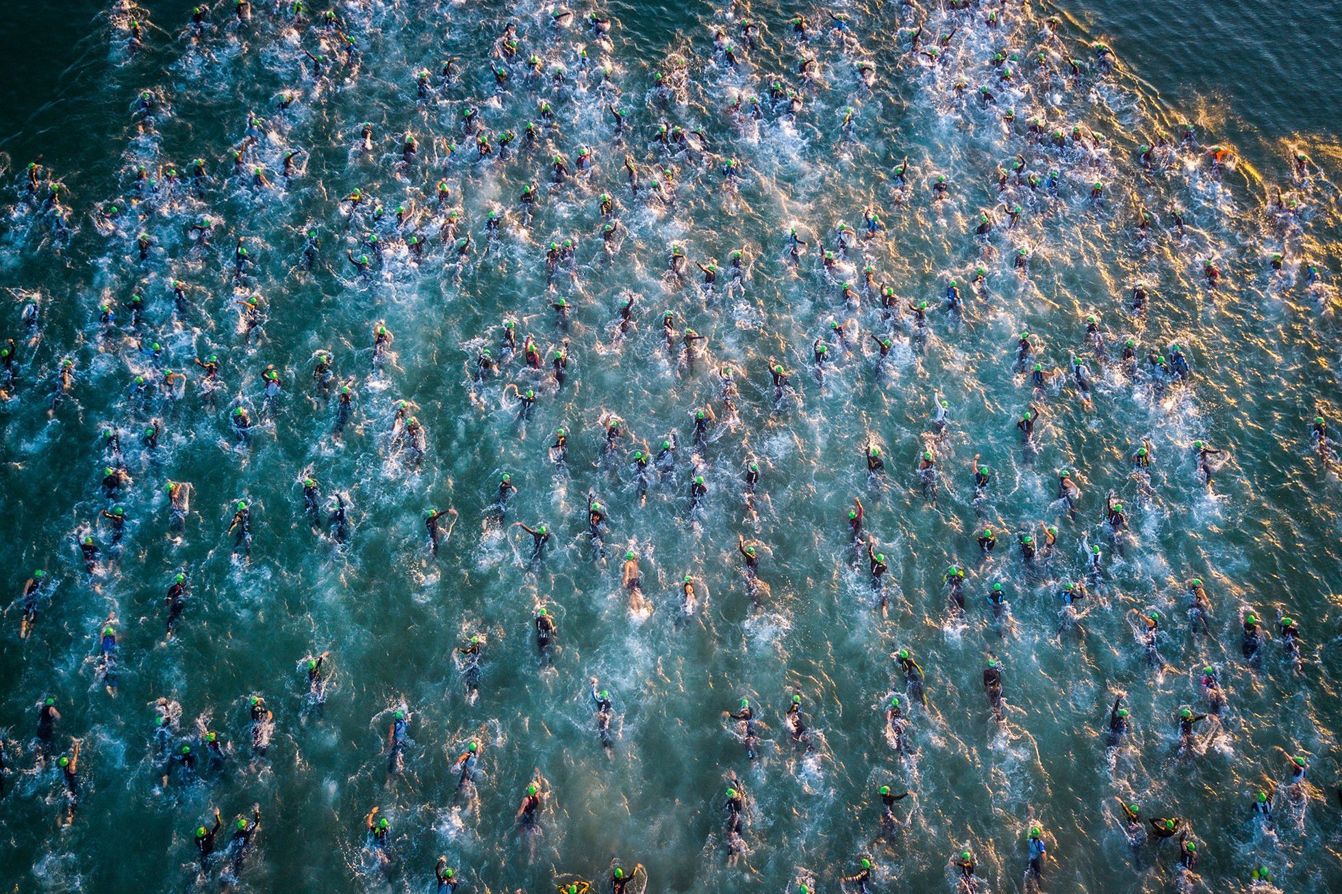 Extrémní sporty pohledem z výšky (Red Bull Content Pool)