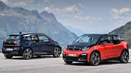 BMW i3 nemá kdovíjak vysoké prodeje, proto se představuje ve zmodernizované podobě. Ta design osvěžila spíše lehce, přinesla s sebou ale variantu i3s s výkonem zvýšeným na 137 kW a točivým momentem 269 Nm. S ním akceleruje z 0 na 100 km/h za 6,9 vteřiny a dosáhne nejvýše 160 km/h. Vedle toho má vůz sportovnější snížený podvozek nebo 20palcová litá kola. Standardní provedení zůstalo technicky beze změn, oba modely mohou být vybaveny benzinovým prodlužovačem dojezdu.