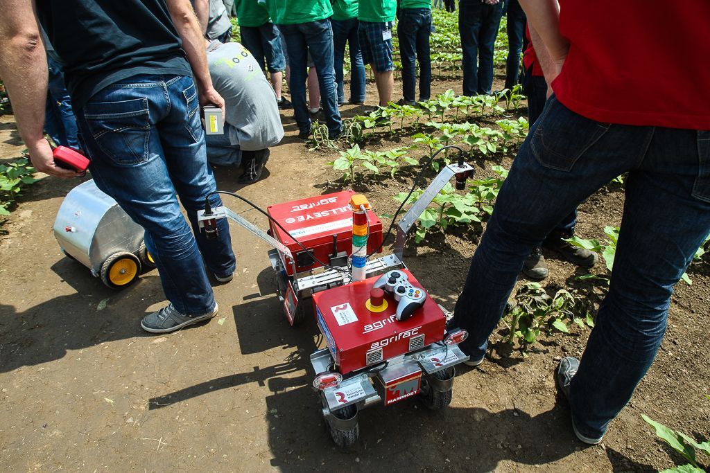 Soutěž polních robotů