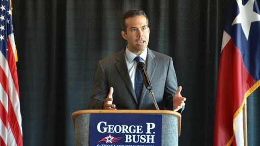 Synovec bývalého prezidenta George W. Bushe v kampani před letošními volbami v Texasu.