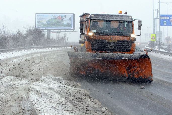 Vzorná péče o pražské motoristy na Barrandovském mostě