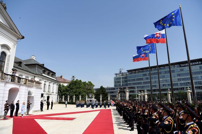 Nová slovenská prezidentka Zuzana Čaputová se ujala úřadu