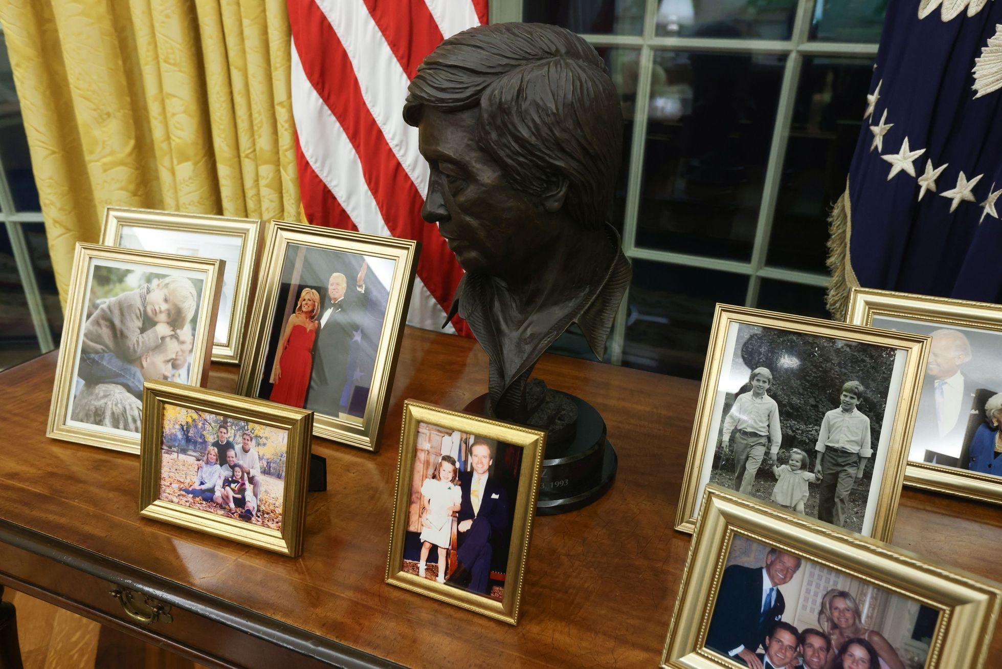 Joe Biden, USA, prezident, Bílý dům, oválná pracovna, oval office