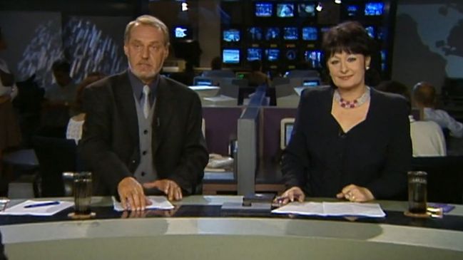 Eva Jurinová se proslavila v letech 1995 až 1999, kdy moderovala se Zbyňkem Merunkou Televizní noviny