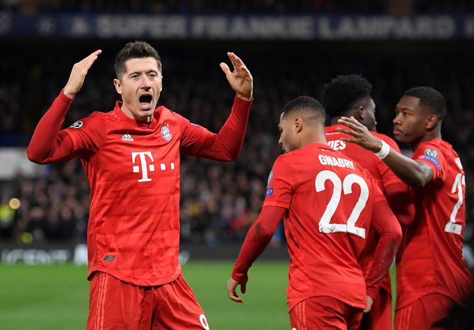 Robert Lewandowski a jeho spoluhráči z Bayernu Mnichov