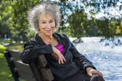 Příběh služebnice bude mít pokračování, Atwoodová v 79 letech píše druhý díl