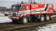 I tak do Sosnové dorazilo více než pět tisíc diváků. Odměnou jim byla třeba legendární Tatra 815 VE 6x6 "Ostrý-II" z roku 1986,...