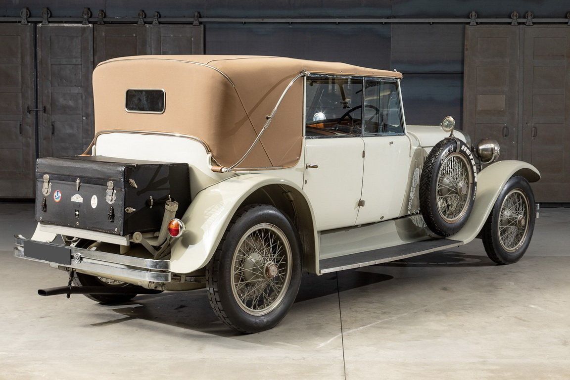 Automobilové klenoty 2023 pozvánka