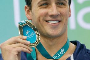 Výzva Phelpsovi. Americký plavec Lochte získal na MS šest zlatých
