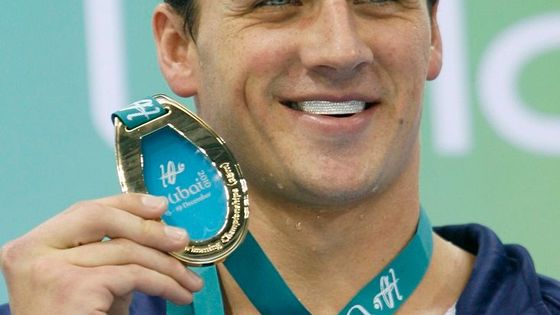 Výzva Phelpsovi. Americký plavec Lochte získal na MS šest zlatých