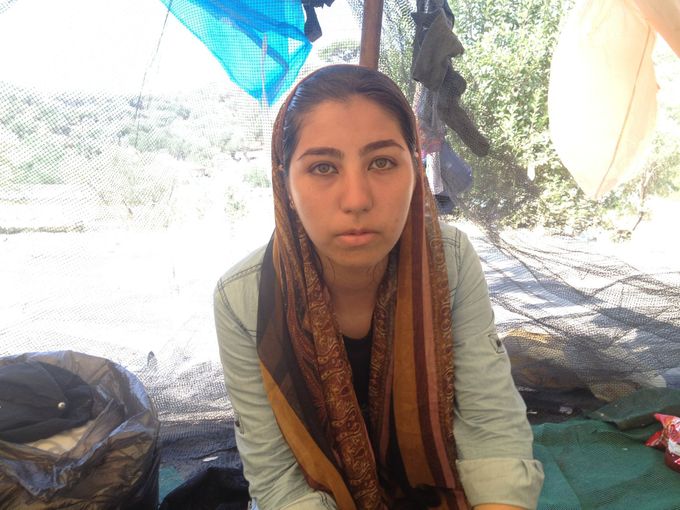 Šestnáctiletá Afghánka Azade.