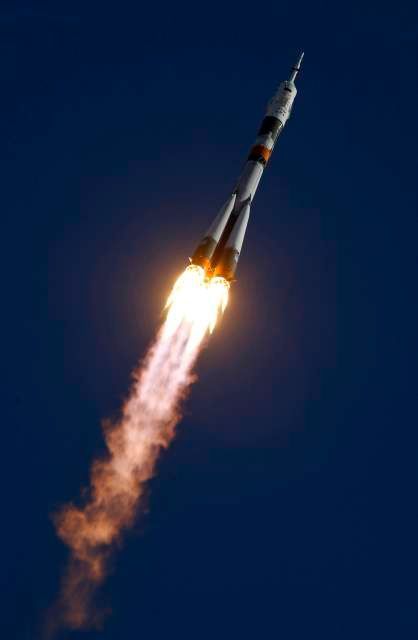 Sojuz TMA-18 odstartoval
