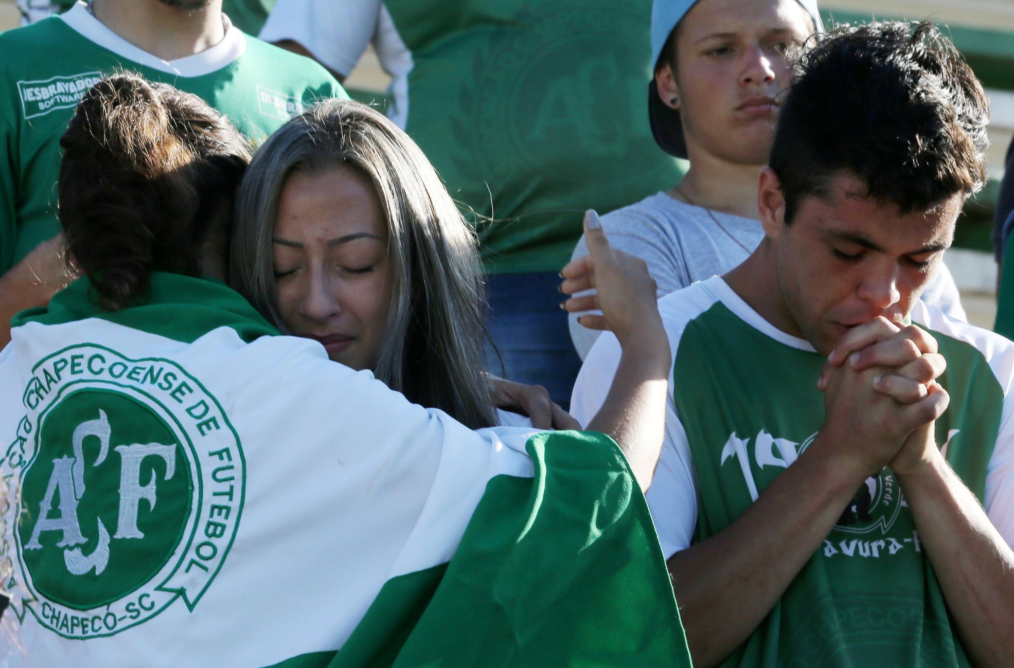 Chapeco - fanoušci brazilského fotbalového týmu truchlí po leteckém neštěstí