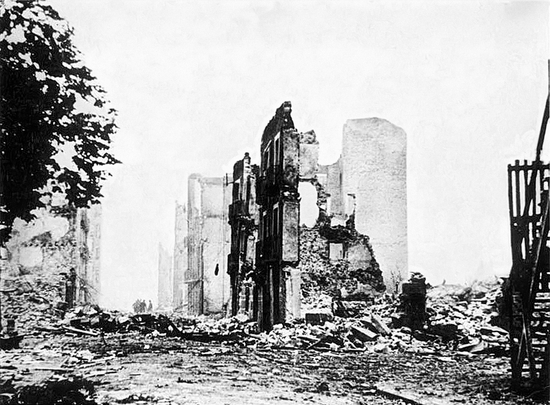 Fotogalerie / Guernica / Španělská občanská válka / Bombardování / Před 85 lety bylo baskické město Guernica ničivě bombardováno německým letectvem