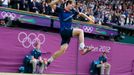 Britský tenista Andy Murray slaví vítězství ve finále olympiády 2012 v Londýně nad Švýcarem Rogerem Federerem.