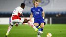 Abdallah Sima a Caglar Söyüncü v odvetě  2. kola  Evropské ligy Leicester  - Slavia