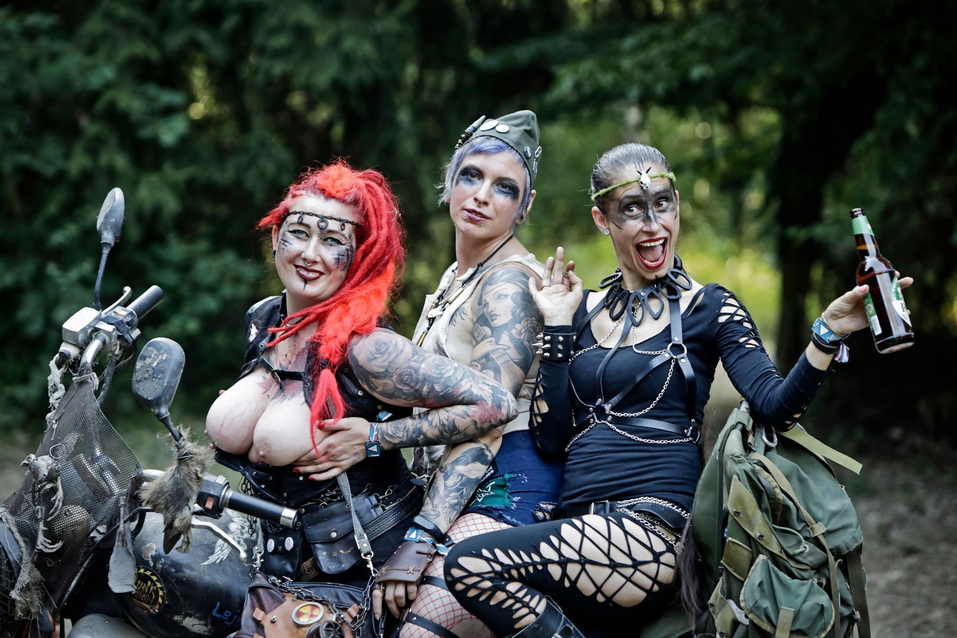 Chalupáři apokalypsy, Libor Fojtík, Kladno, Bratronice, komunita