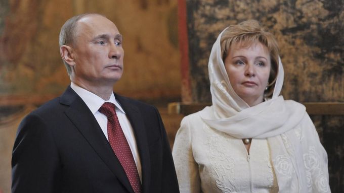 Vladimir Putin se svou exmanželkou