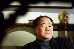 Hvězda čínské literatury čelí žalobě. Mo Jen podle blogera uráží národní hrdiny
