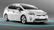 Hybridní automobily dokáží za určitých podmnínek dosahovat podobně nizké spotřeby jako dieselové vozy. Prius má kombinovanou spotřebu 3,9 l/100 km. Ovšem benzínu